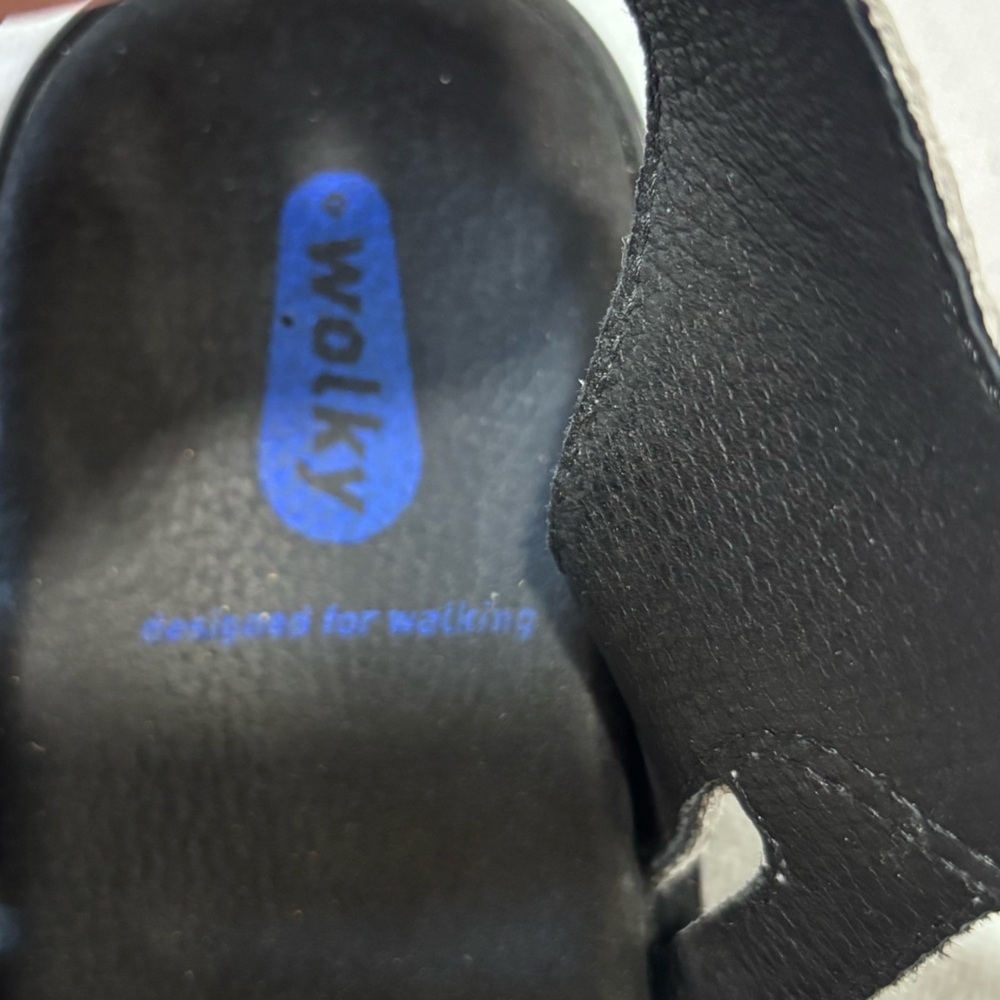 Wolky Black and White Sandals - Picture 4 of 8